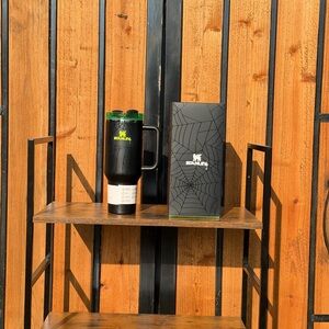 Stanley 40oz Webglow edition Black and Green Mug with Spiderweb Box